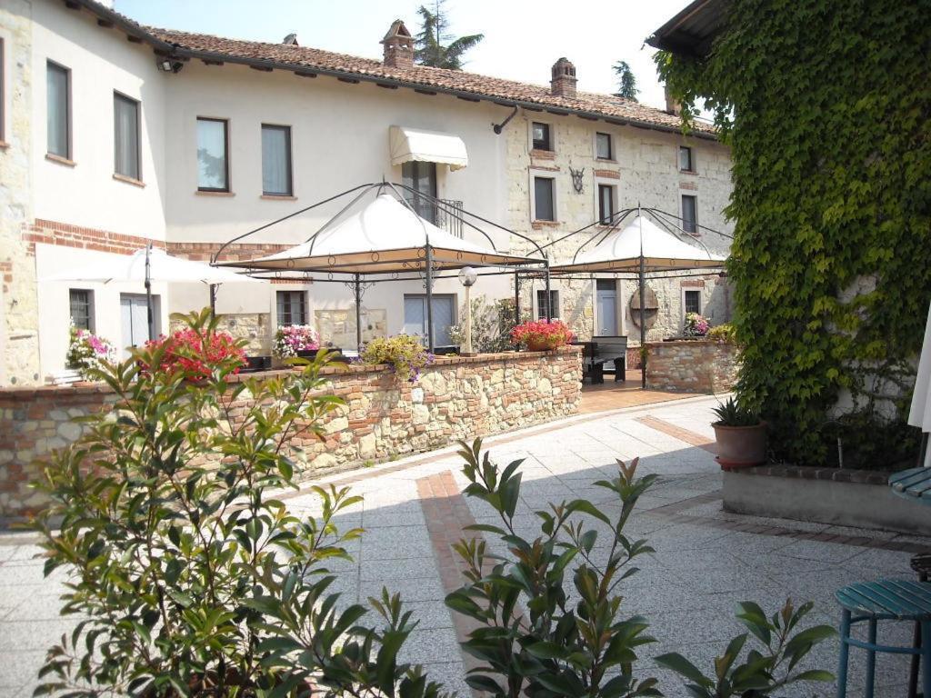 Albergotto Natalina Grazzano Badoglio Extérieur photo